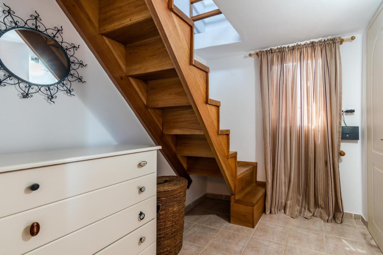 Niki'S Home Adamantas  ภายนอก รูปภาพ
